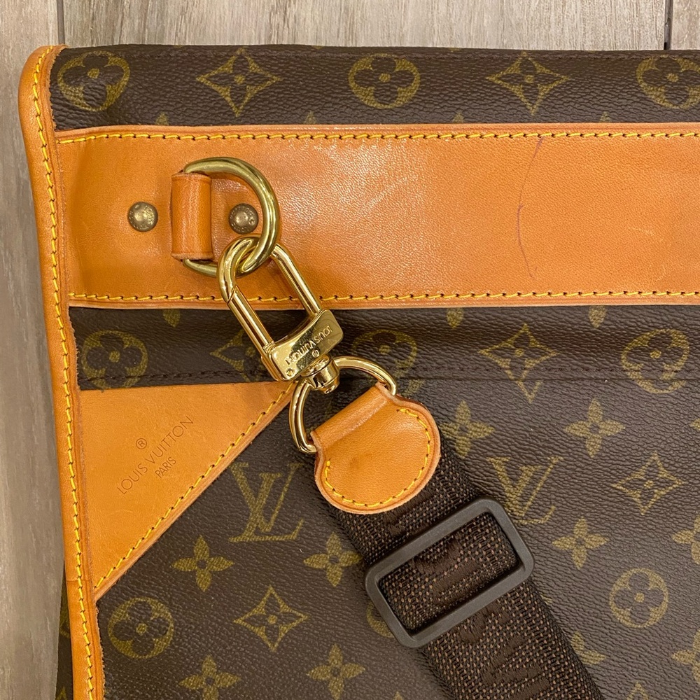 🚫SOLD🚫 LOUIS VUITTON Garment Bag - Picture 5 of 13
